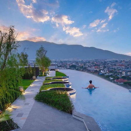 Luxury Condo Astra Sky River Condo Чіангмай Екстер'єр фото